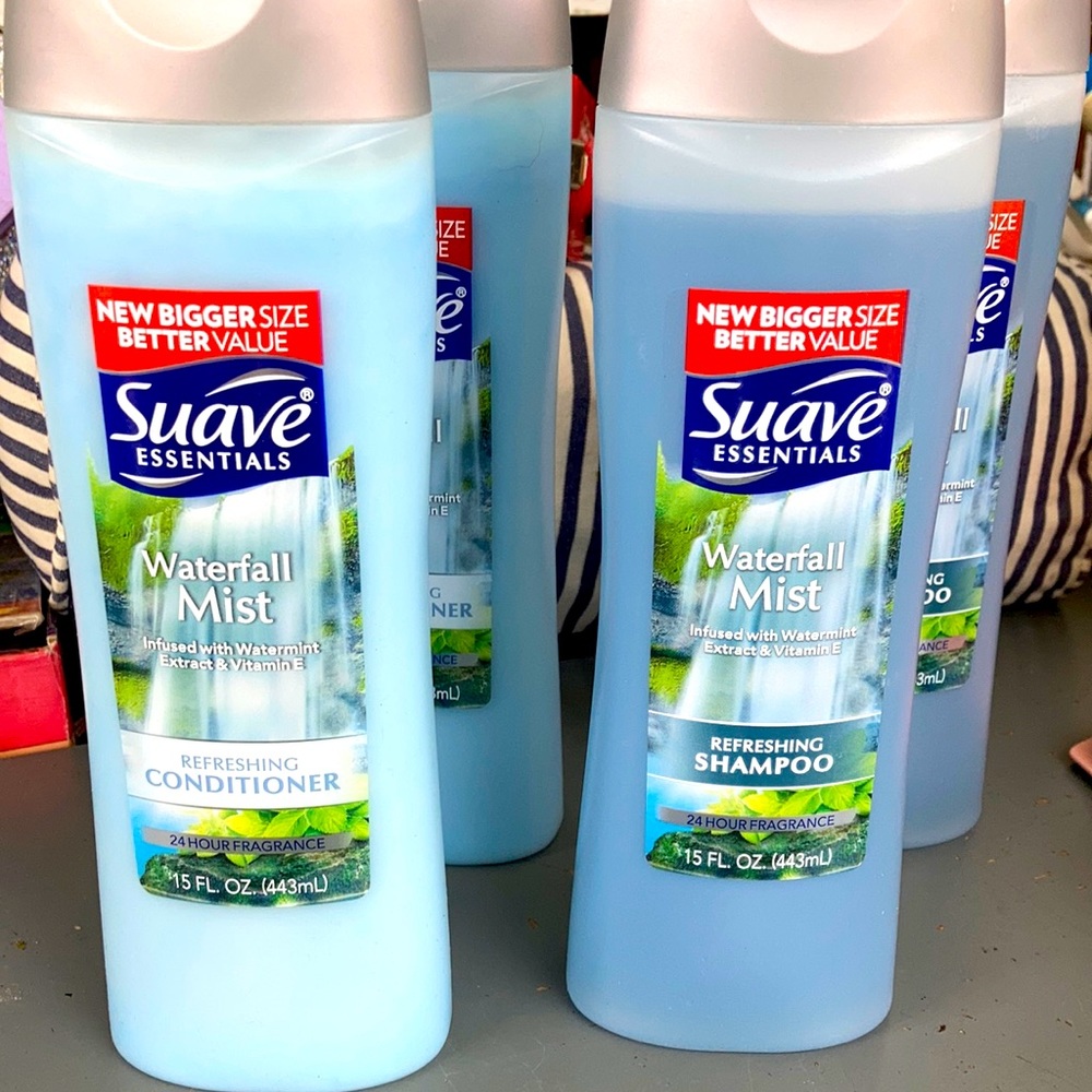 NEW 4pc Suave waterfall mist shampoo/conditioner